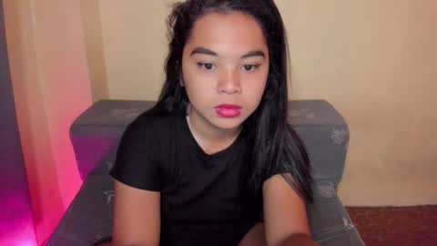 0wwlo0k online show from September 17, 5:34 am