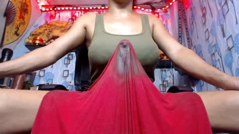 mharjorie online show from April 15, 9:15 pm