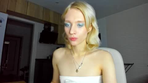 Gaylord online show from December 19, 11:26 am