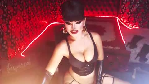 Snapshot of _hailyourqueenx chatting on December 28, 8:58 pm GoDDess  Chloe online show from December 28, 8:58 pm