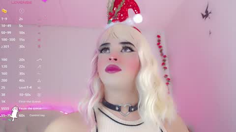 Snapshot of _natsuki chatting on December 6, 12:40 am _natsuki online show from December 6, 12:40 am