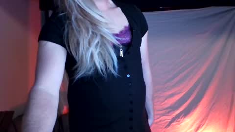 Rose Michelle online show from April 12, 10:40 am