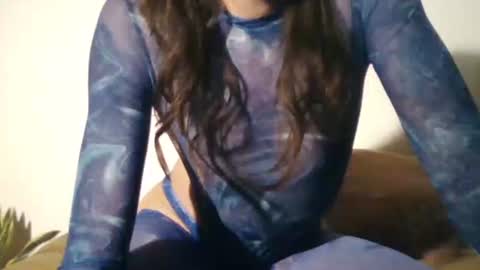 aigua online show from December 15, 11:54 pm