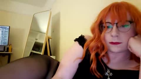 Ais112 online show from December 14, 11:01 pm