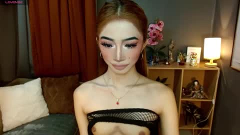call me allesandra online show from April 22, 3:02 am