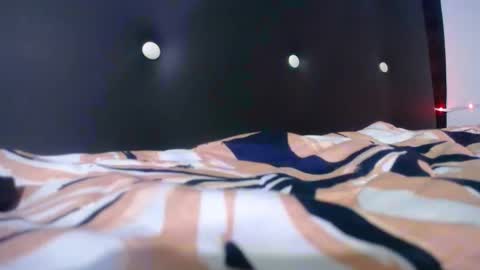 -- ALEXIS -- online show from January 10, 2:06 am