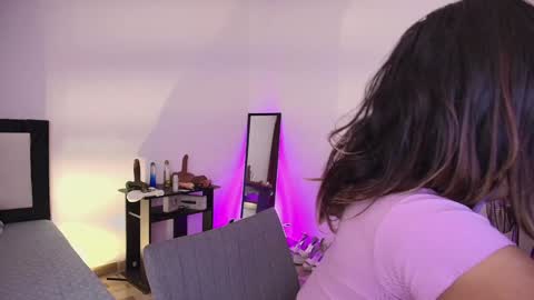    online show from December 11, 11:14 am