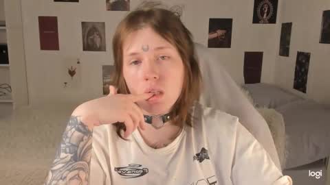  Alice  online show from February 7, 10:10 am