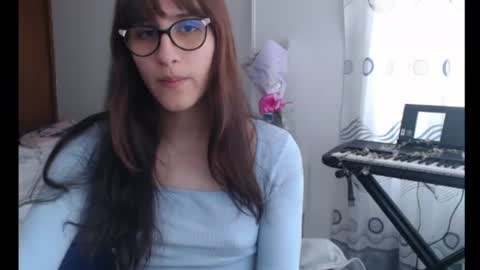 Alice online show from June 17, 3:24 pm