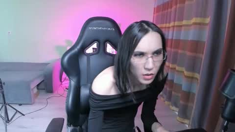 Alison online show from January 17, 12:18 am