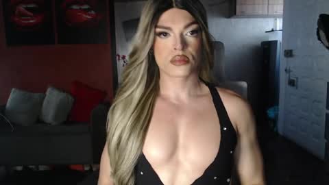 Allison Victoria online show from May 10, 1:16 pm
