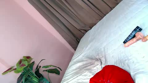 LEXY online show from October 10, 5:03 pm