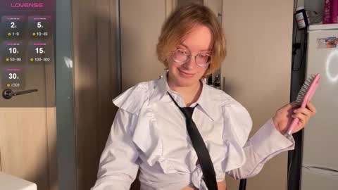 Hi im Amanda online show from February 13, 5:42 pm