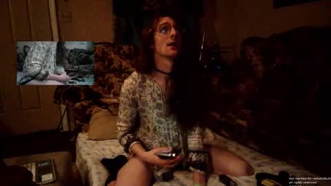 amituist online show from December 20, 12:49 am