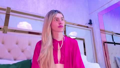 angela_white22 online show from June 15, 7:16 pm