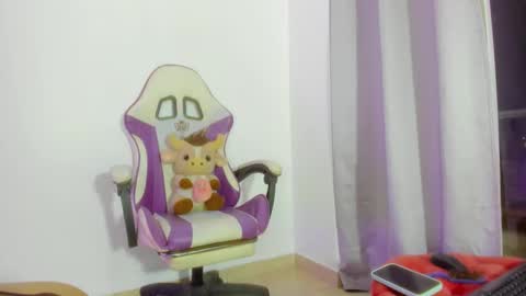 Angela online show from March 14, 8:07 am