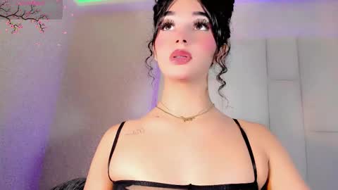 angeles_bust online show from October 4, 9:15 pm
