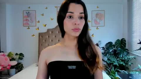 Anabella online show from April 19, 6:10 pm