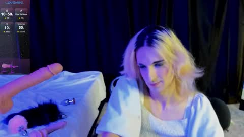 Angel online show from November 5, 7:03 pm