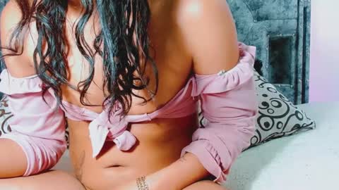 antonela_xx3 online show from October 1, 12:44 am