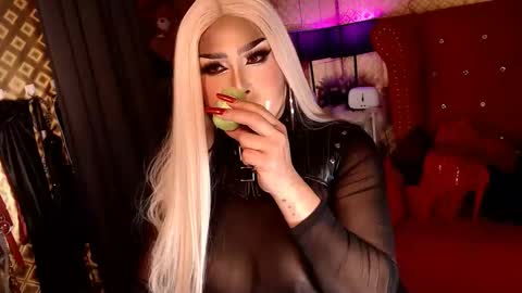 antoniasaints69 online show from October 26, 6:26 pm