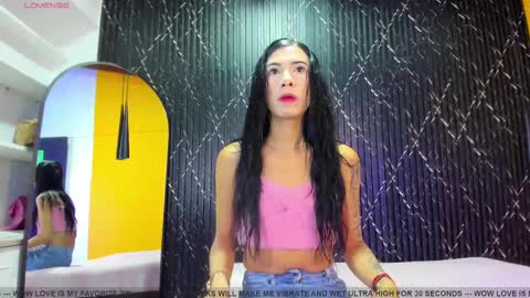 Aria Millers  online show from October 23, 11:25 am