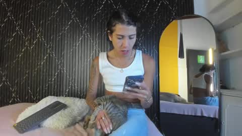 Aria Millers  online show from November 2, 1:20 pm