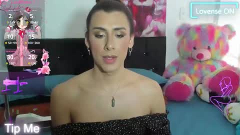 Snapshot of arii_scorpion chatting on October 21, 9:38 pm Ariana Forero ---- independet model online show from October 21, 9:38 pm