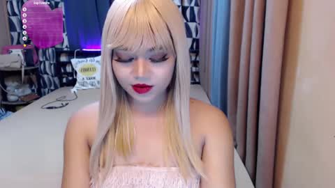 Snapshot of asian_suteishi chatting on December 16, 2:47 am stacey online show from December 16, 2:47 am