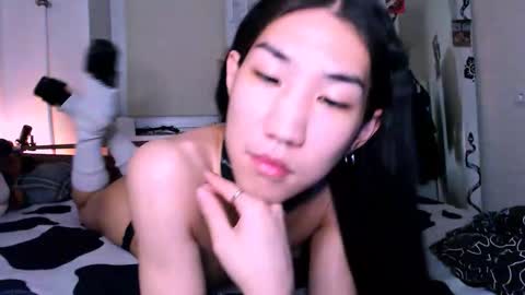 Kim online show from February 17, 10:17 pm