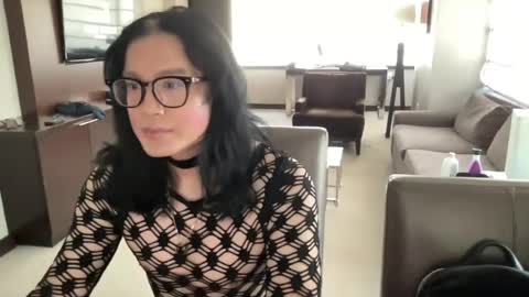 asianfemboi online show from July 18, 10:37 pm