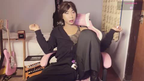 Emi online show from February 21, 10:50 am