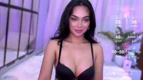 Miss Nia online show from December 24, 10:28 pm
