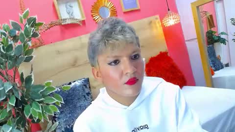 ASLY online show from March 14, 4:32 pm