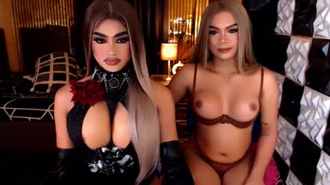 athisamoore online show from April 18, 11:12 am