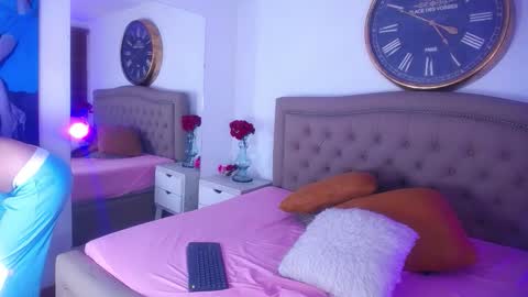 Snapshot of auroraricci chatting on October 21, 12:51 pm Aurora Ricci online show from October 21, 12:51 pm