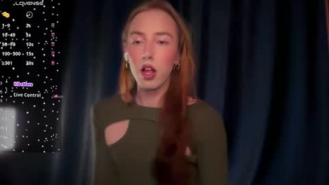 avril_pearly_ online show from March 22, 6:34 pm