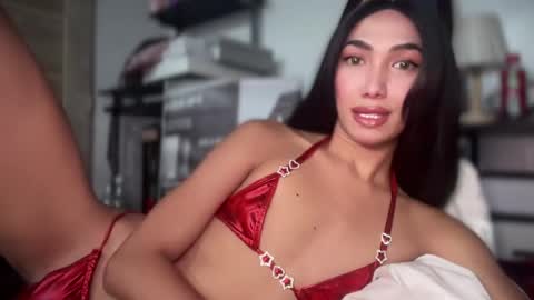 azalea_cum69 online show from May 5, 10:27 pm