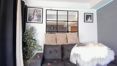 babyhorny_777 online show from February 3, 6:22 am