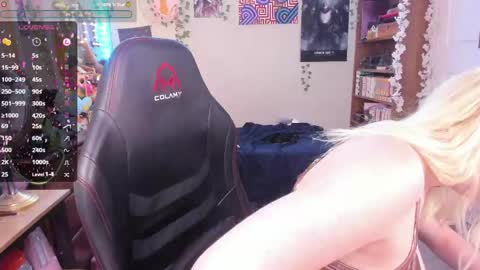 Bambi online show from June 2, 3:19 am