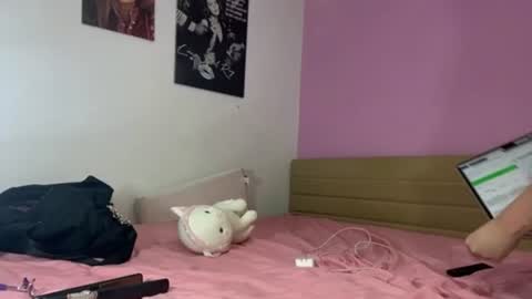 bela_noir online show from July 3, 3:23 am