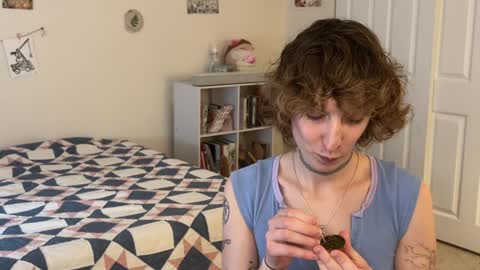 Snapshot of bellababy444 chatting on January 30, 5:39 pm bellababy444 online show from January 30, 5:39 pm