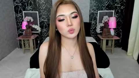 Bella online show from October 23, 8:18 am