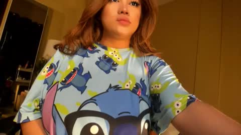 BELLA JONES online show from March 15, 11:52 pm