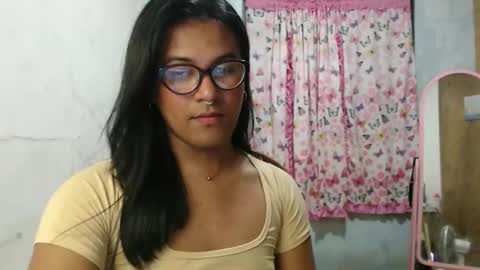 Ellez online show from March 29, 7:14 pm