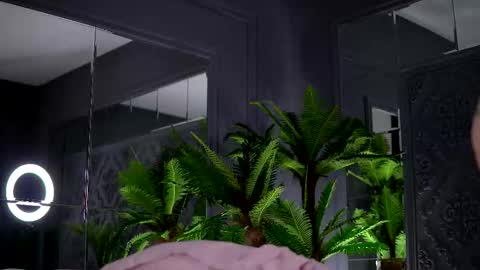 Scarlet online show from March 19, 7:30 am