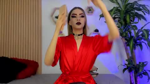 briana_white online show from November 3, 5:12 pm