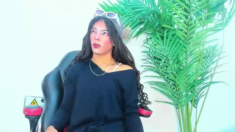 BRIYIT     online show from December 3, 12:02 pm