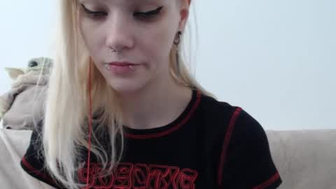 brookewylde_20 online show from March 1, 11:16 am