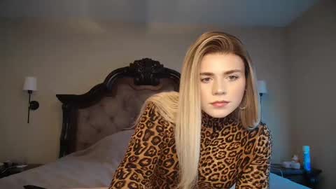 buitifulblonde online show from March 27, 11:39 pm